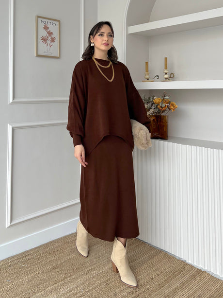 Magenta Tricot Skirted Suit Brown